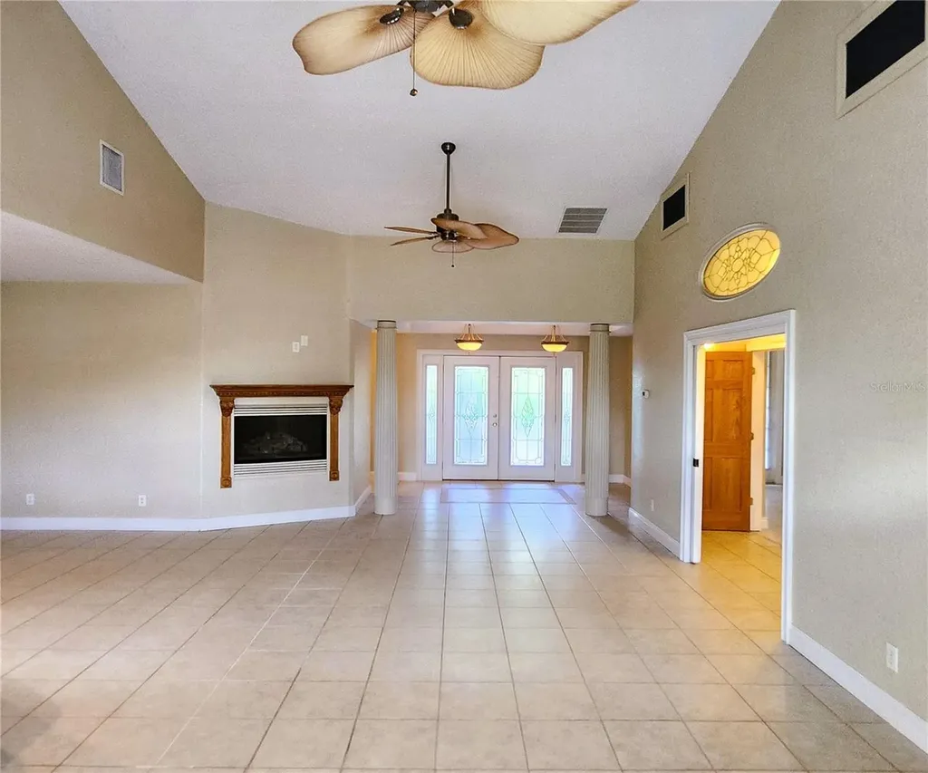 102 17th Street NE Bradenton FL 34208