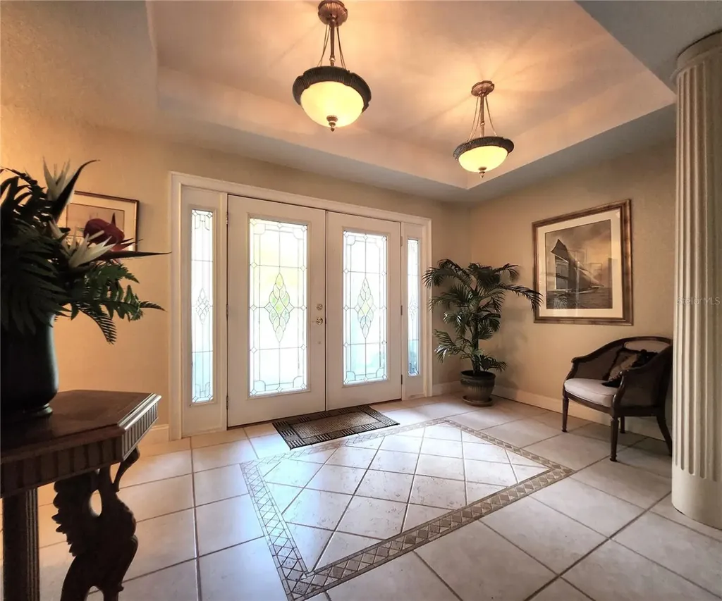 102 17th Street NE Bradenton FL 34208