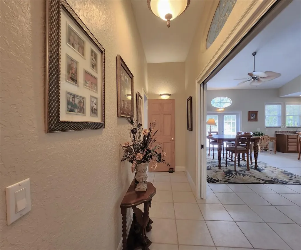 102 17th Street NE Bradenton FL 34208