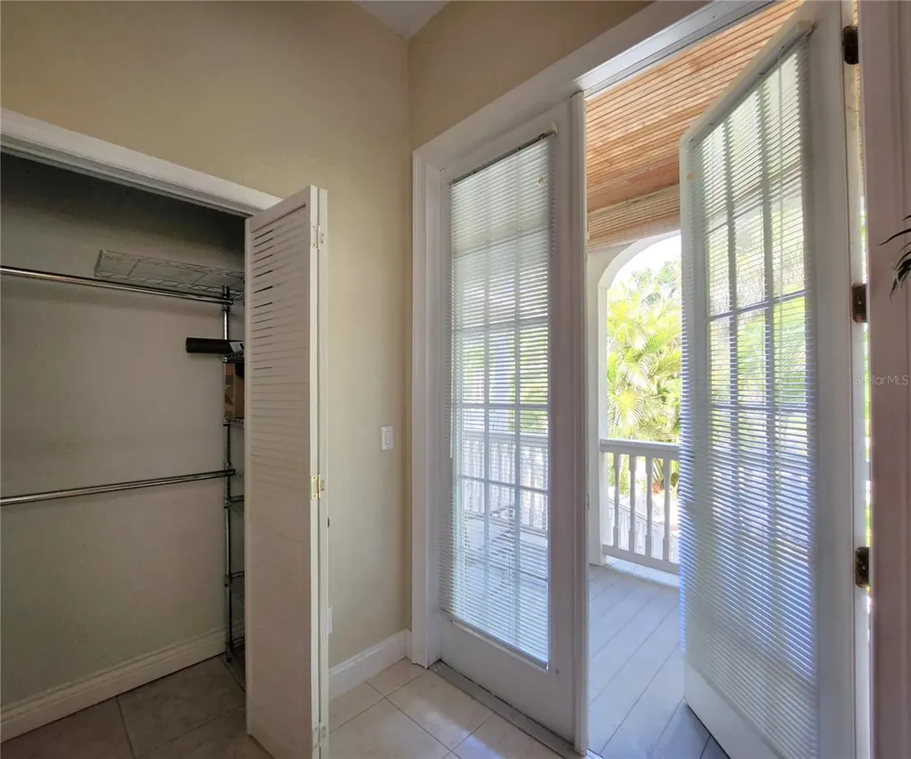 102 17th Street NE Bradenton FL 34208