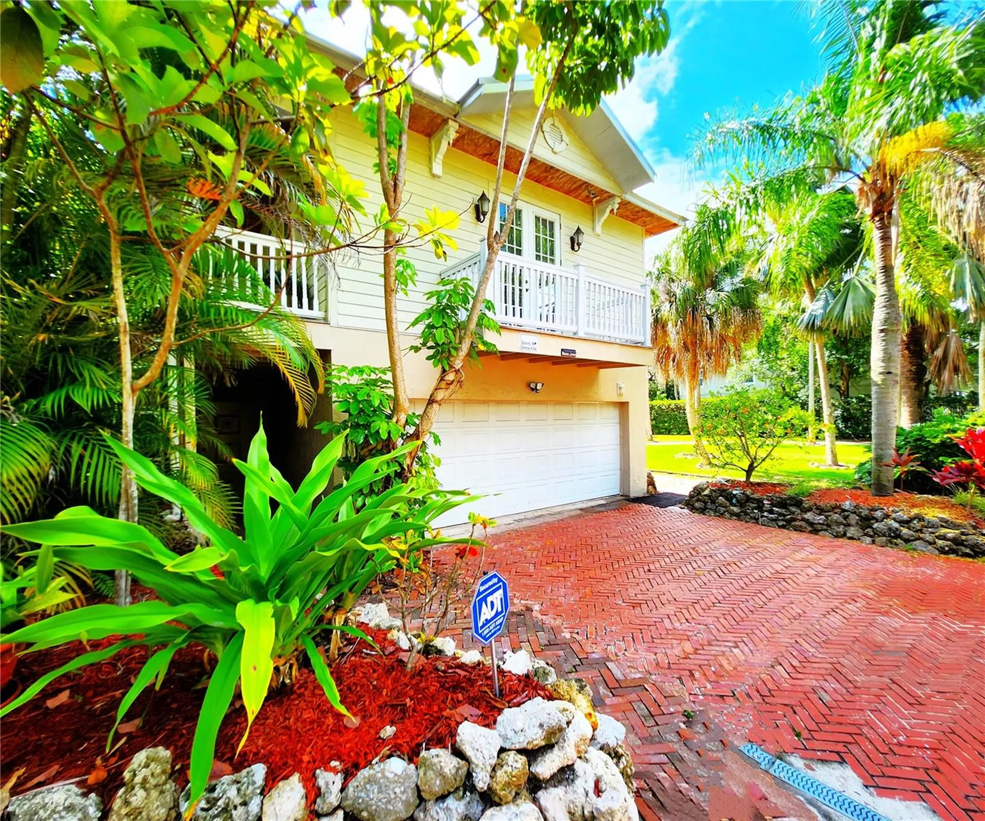 102 17th Street NE Bradenton FL 34208