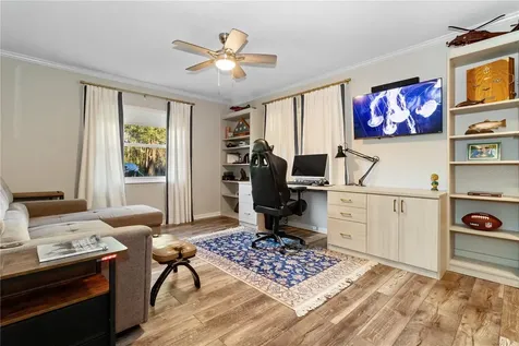 601 Lake Pansy Drive NW Winter Haven FL 33881