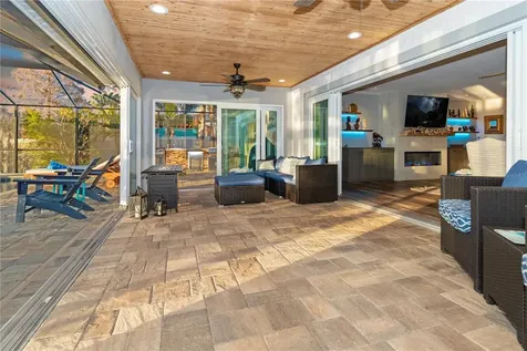 601 Lake Pansy Drive NW Winter Haven FL 33881
