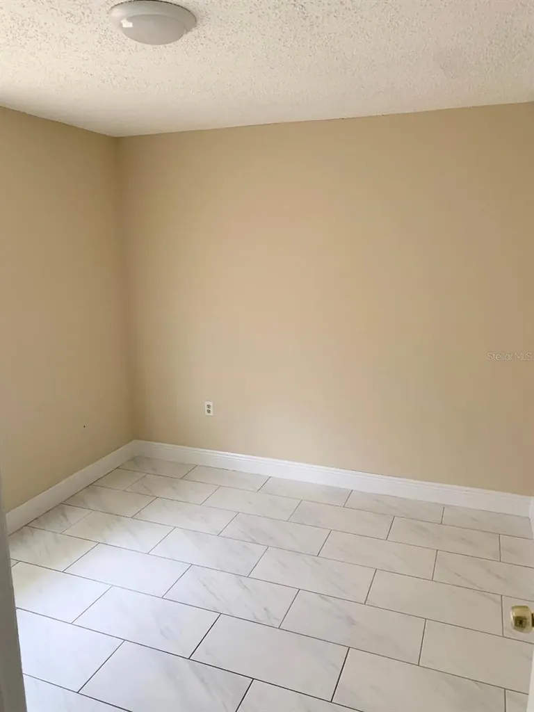 2480 Chestnut Woods Drive Lakeland FL 33815