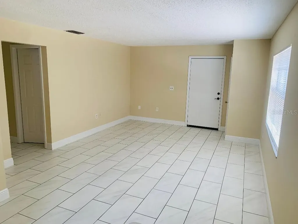 2480 Chestnut Woods Drive Lakeland FL 33815