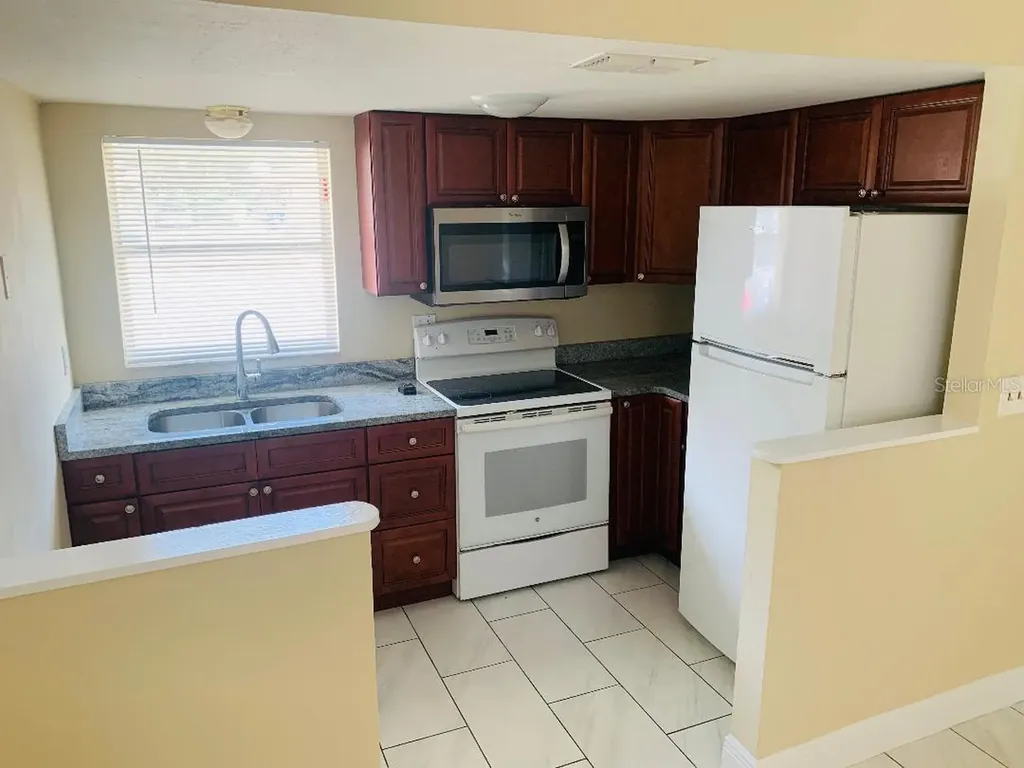 2480 Chestnut Woods Drive Lakeland FL 33815