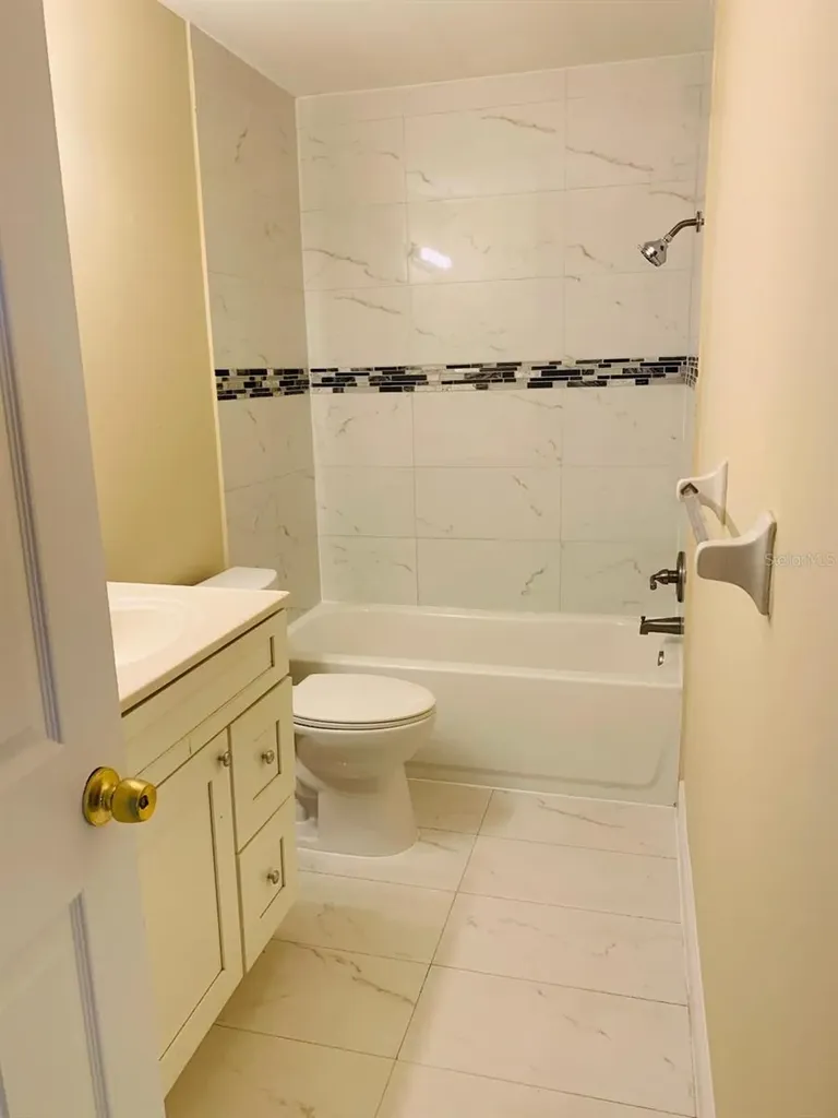2480 Chestnut Woods Drive Lakeland FL 33815