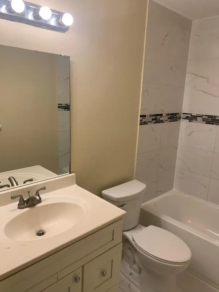 2480 Chestnut Woods Drive Lakeland FL 33815