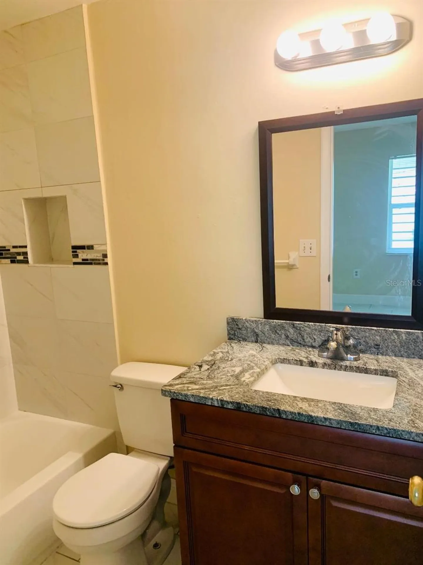 2480 Chestnut Woods Drive Lakeland FL 33815