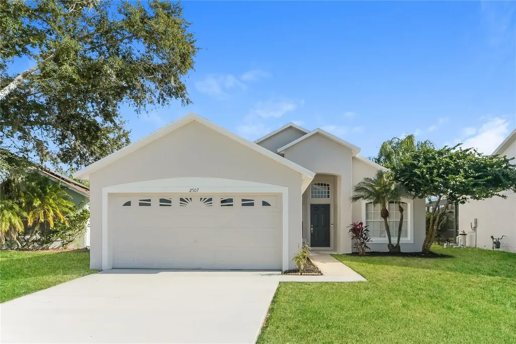 2507 Hybrid Court Kissimmee FL 34758