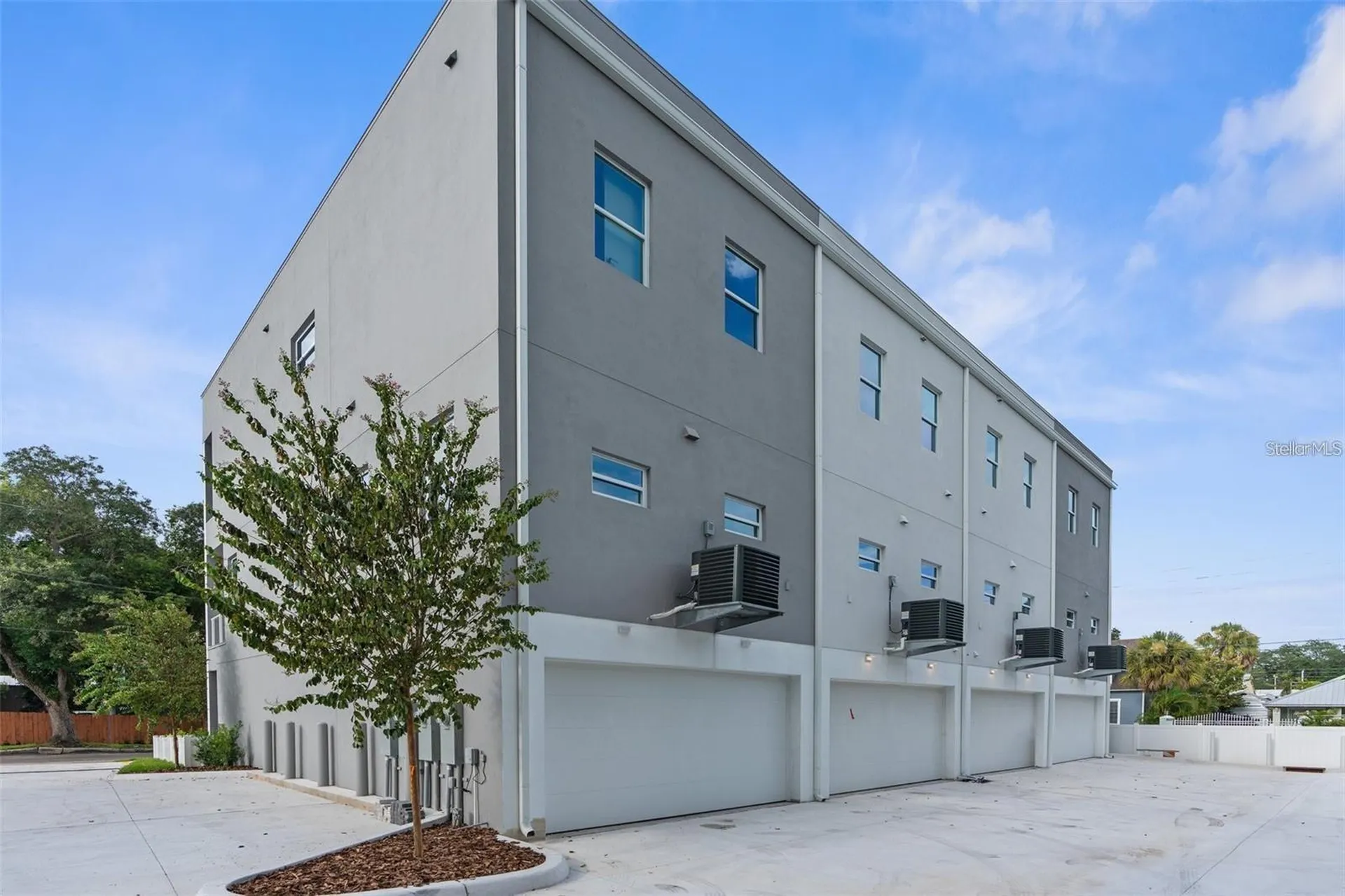 102 W Adalee Street Tampa FL 33603