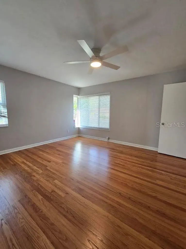 265 Mateo Way NE St Petersburg FL 33704