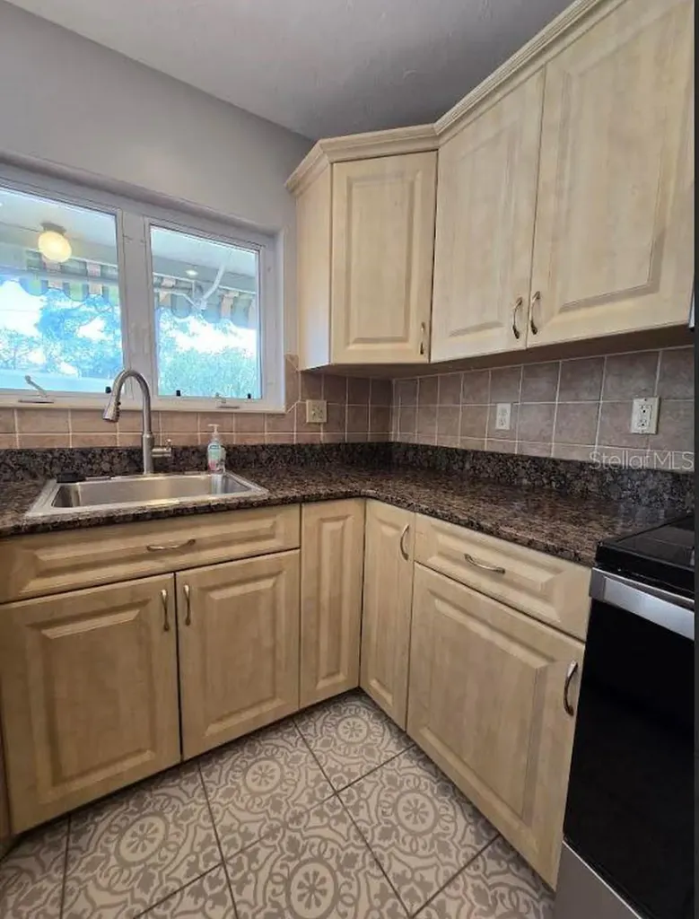 265 Mateo Way NE St Petersburg FL 33704
