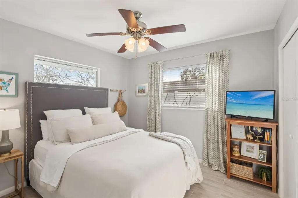 1945 59th Street N St Petersburg FL 33710