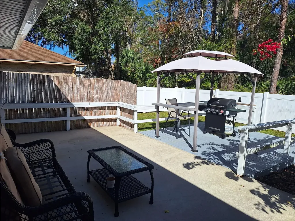 1941 Spruce Creek Landing Port Orange FL 32128