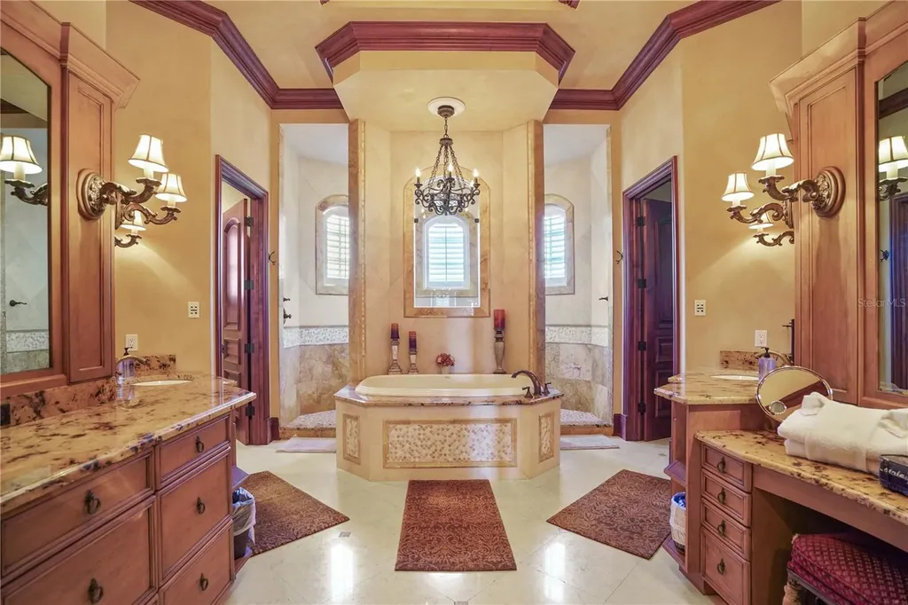 1363 Oceanview Drive Tierra Verde FL 33715