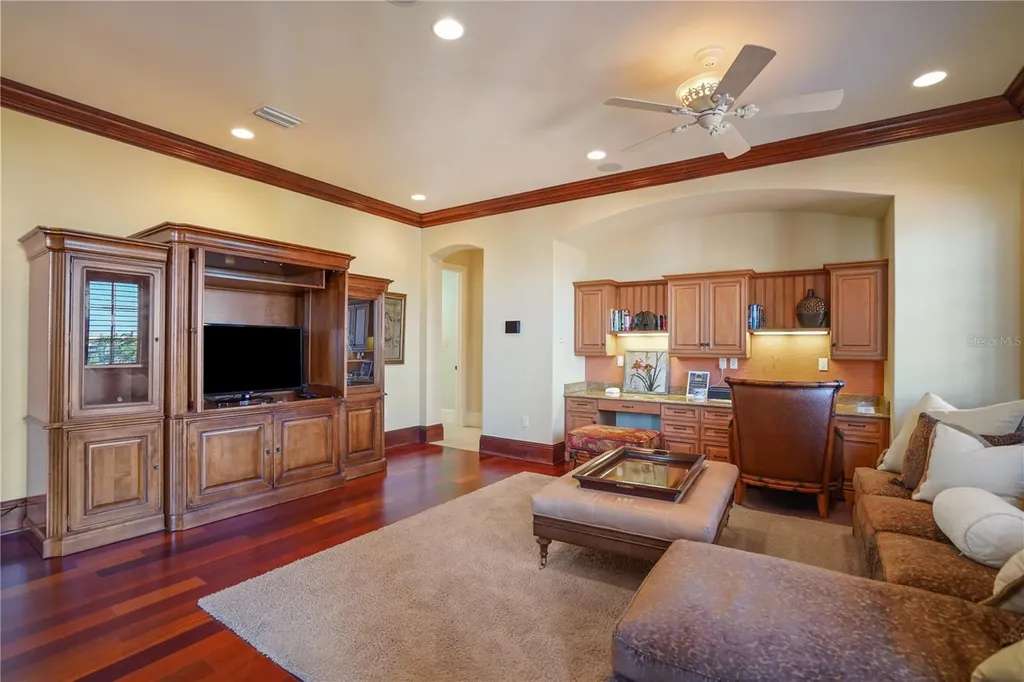 1363 Oceanview Drive Tierra Verde FL 33715