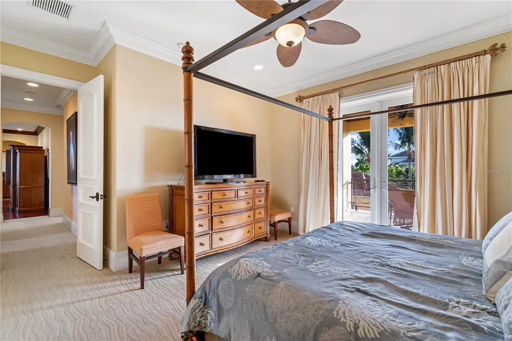 1363 Oceanview Drive Tierra Verde FL 33715