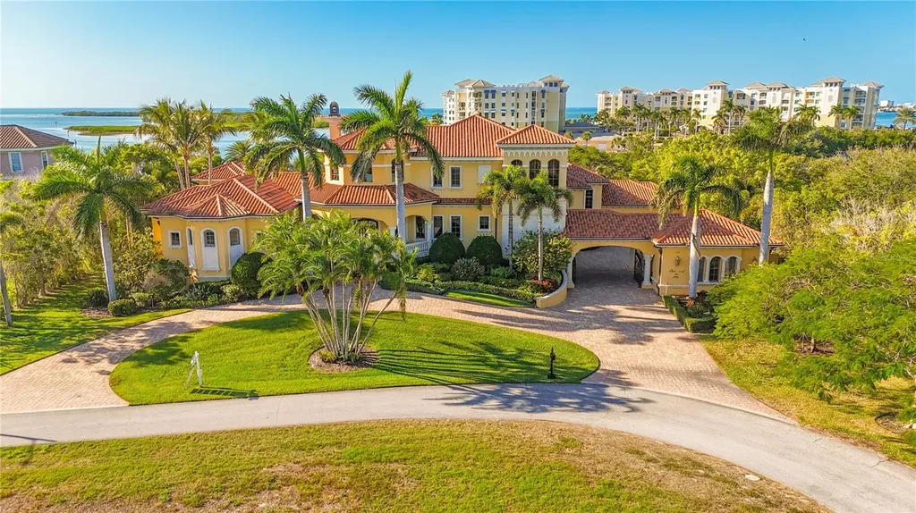 1363 Oceanview Drive Tierra Verde FL 33715