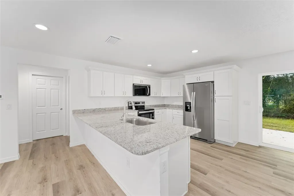 13119 NE 7th Loop Silver Springs FL 34488