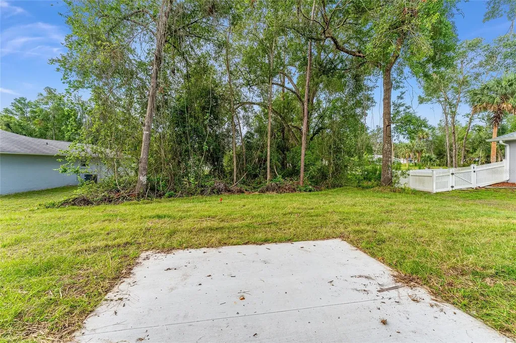13119 NE 7th Loop Silver Springs FL 34488
