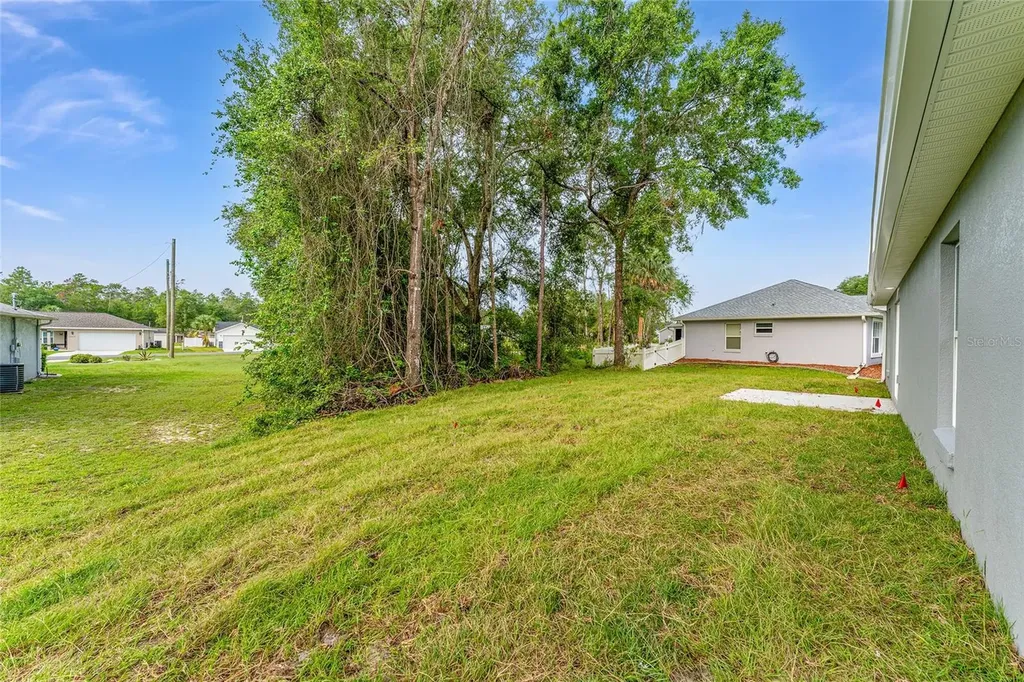 13119 NE 7th Loop Silver Springs FL 34488