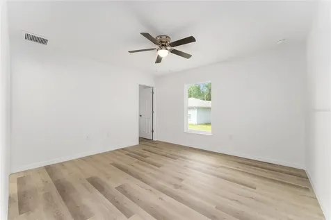 13119 NE 7th Loop Silver Springs FL 34488