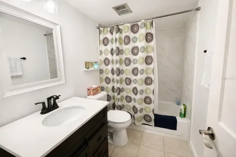 1810 NW 23rd Boulevard Gainesville FL 32605
