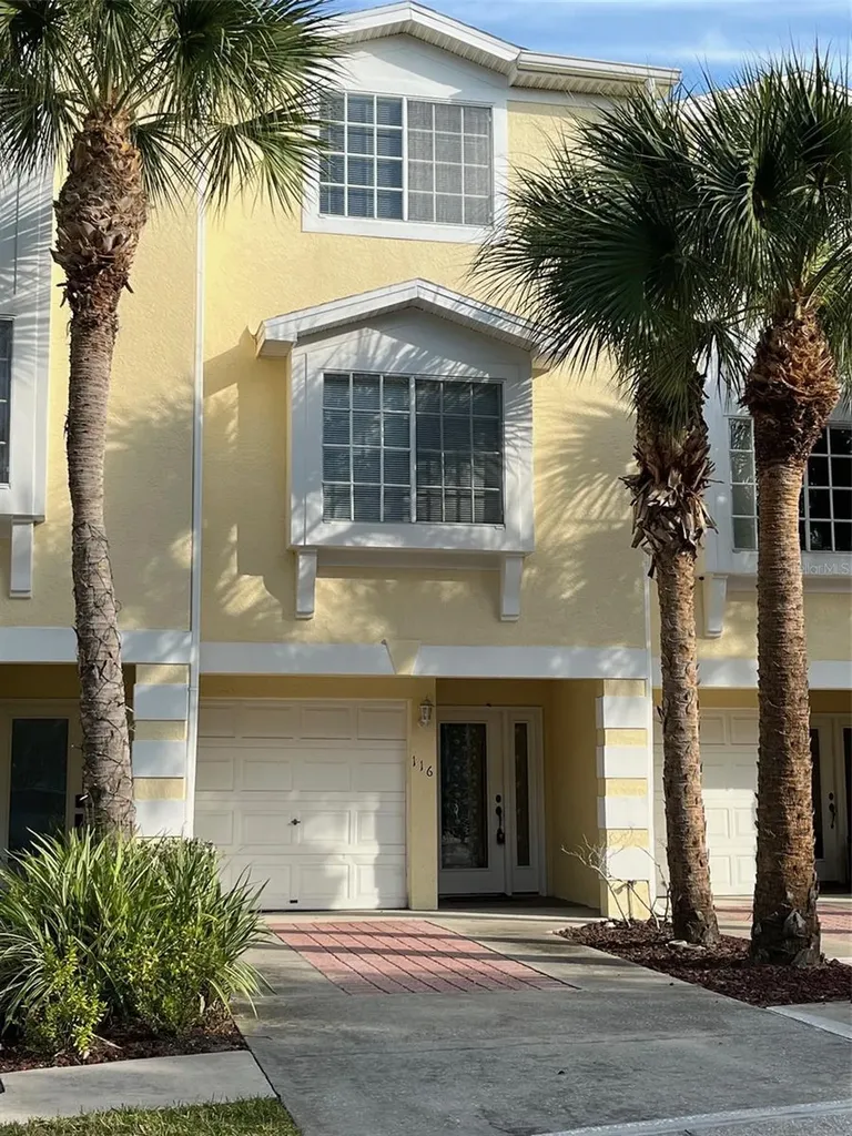 116 Brent Circle Oldsmar FL 34677