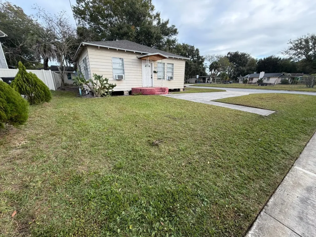 4201 Cepeda Street Orlando FL 32811
