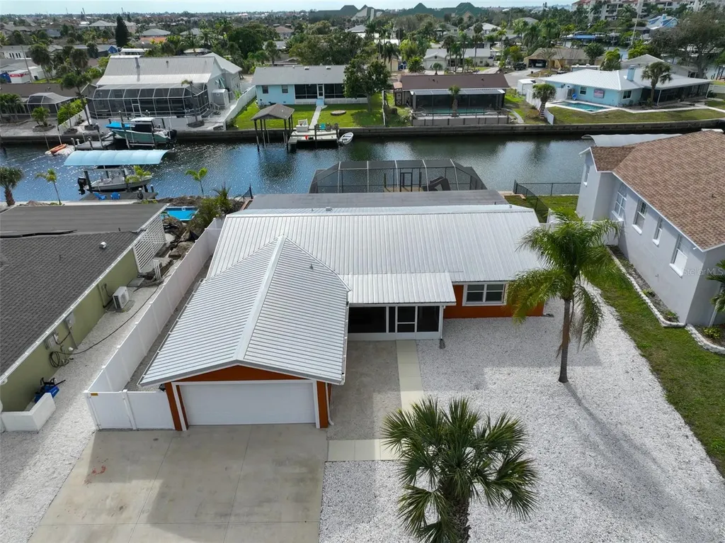 1018 Silver Palm Way Apollo Beach FL 33572