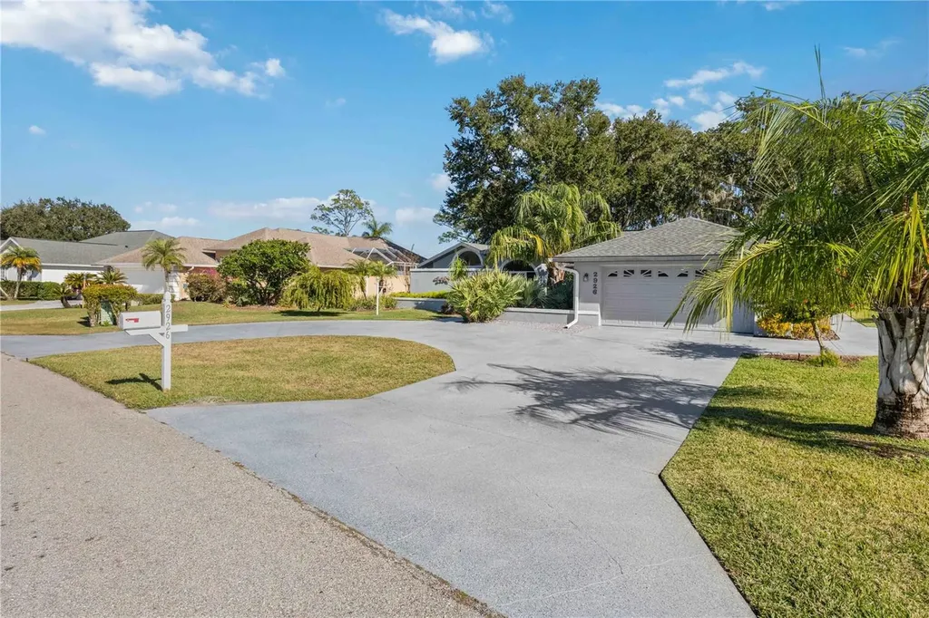2926 Meadowood Lane Sebring FL 33875