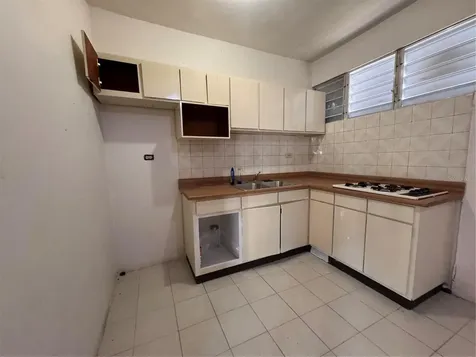737(M-33), 3 Street Llanos Del Sur Ponce PR 00730