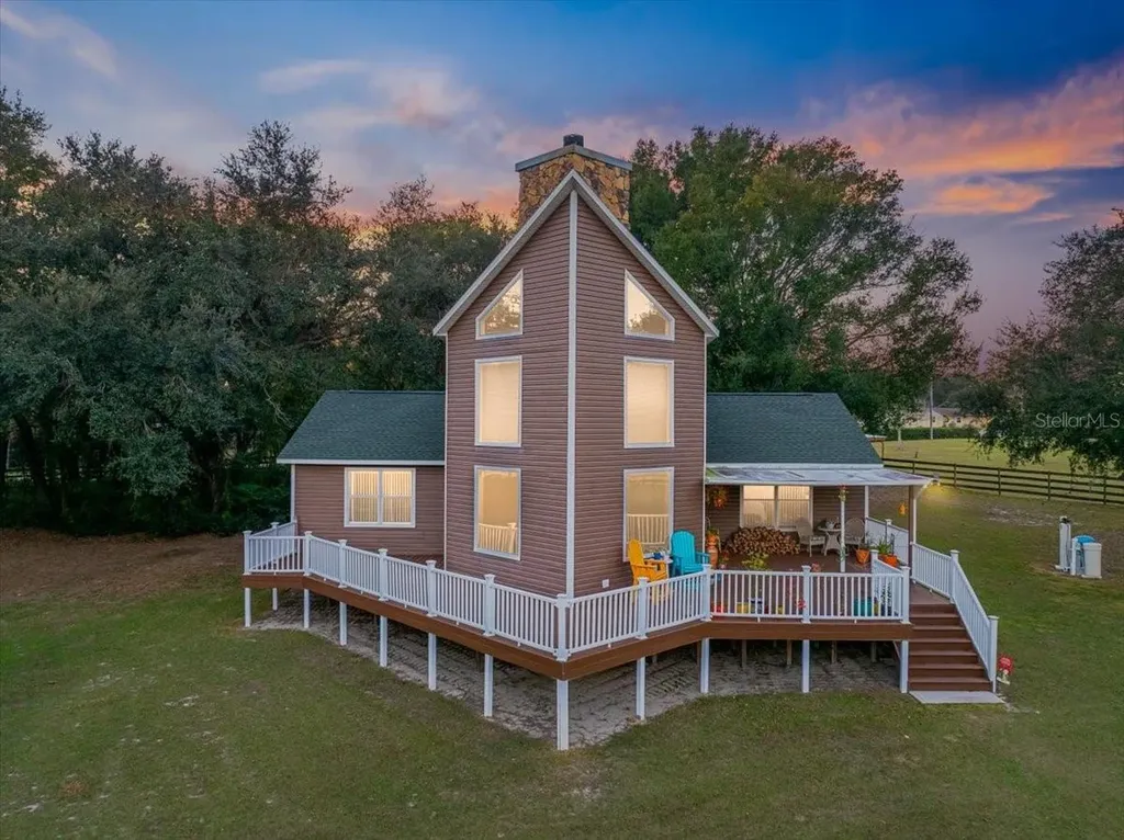 3719 Moores Lake Road Dover FL 33527