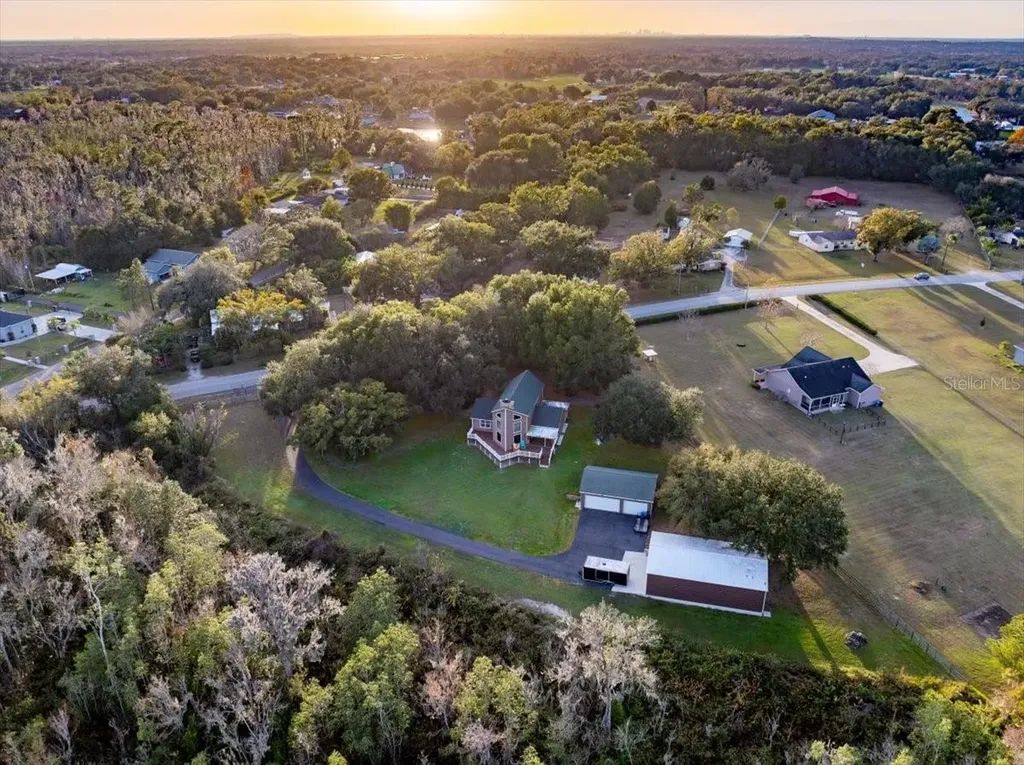 3719 Moores Lake Road Dover FL 33527