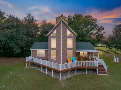 3719 Moores Lake Road Dover FL 33527