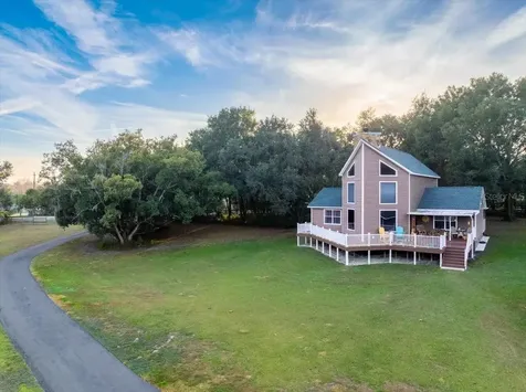 3719 Moores Lake Road Dover FL 33527
