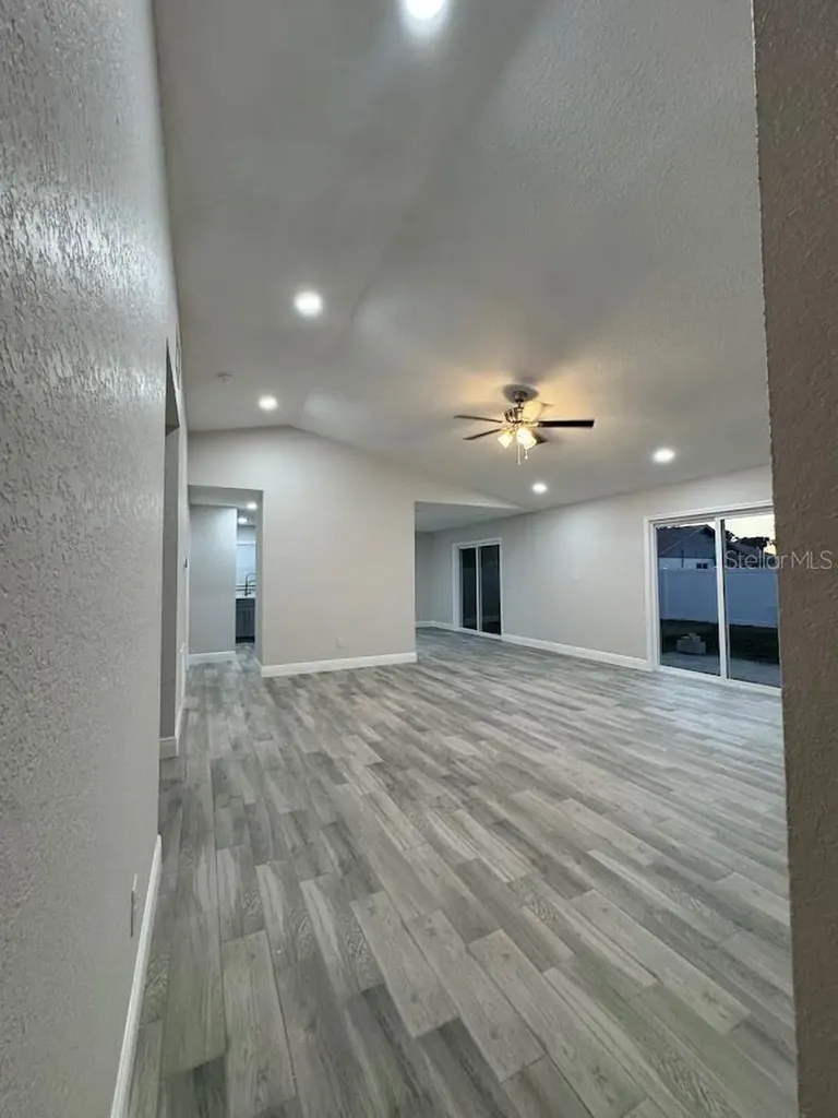 12142 Caper Street Orlando FL 32837