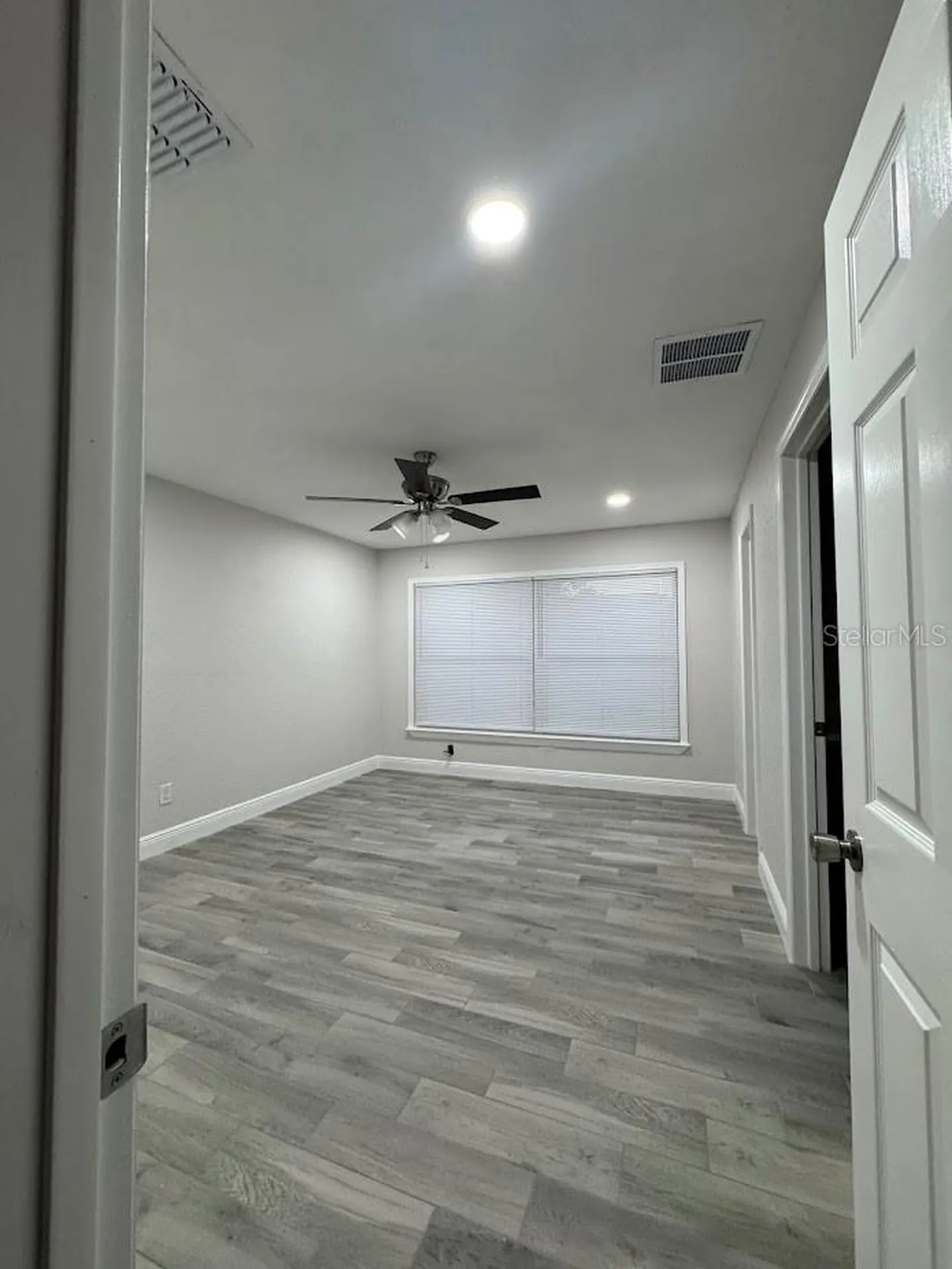 12142 Caper Street Orlando FL 32837