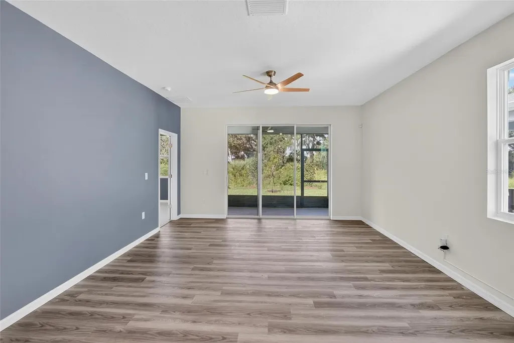 4027 Westwood Fields Loop Plant City FL 33565