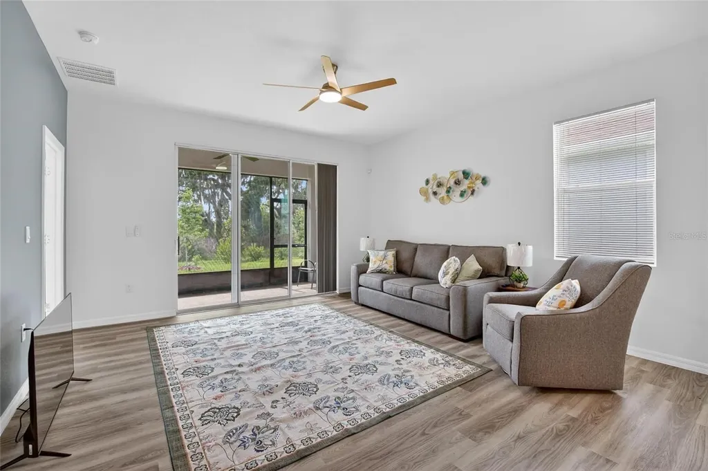 4027 Westwood Fields Loop Plant City FL 33565