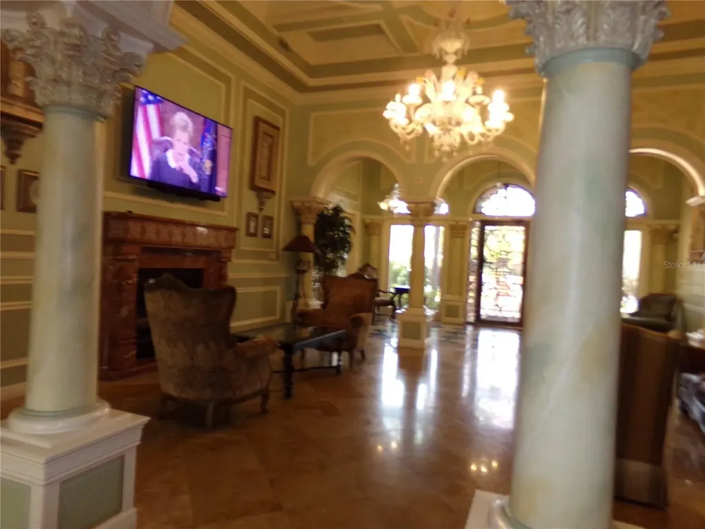 2713 Via Murano Clearwater FL 33764