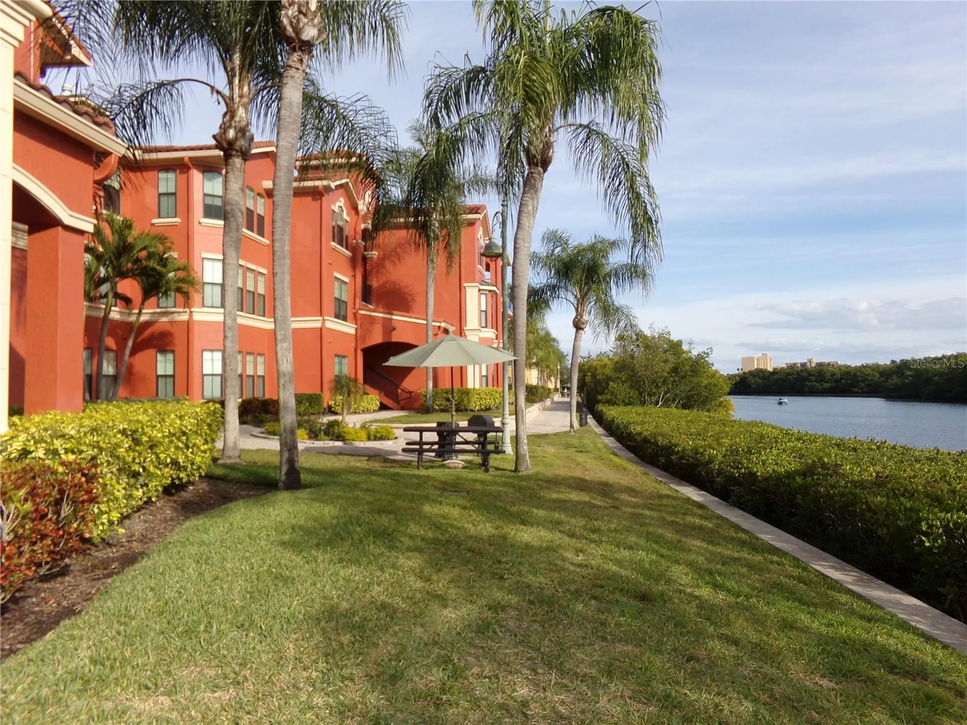 2713 Via Murano Clearwater FL 33764