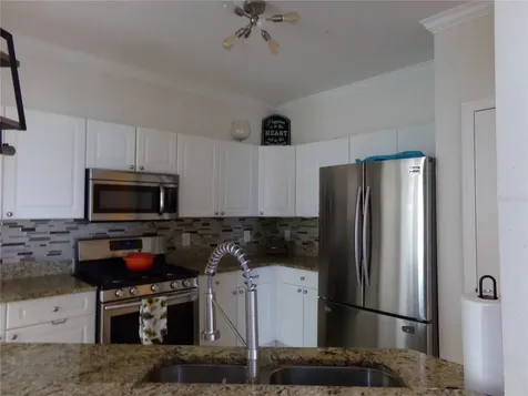 2713 Via Murano Clearwater FL 33764