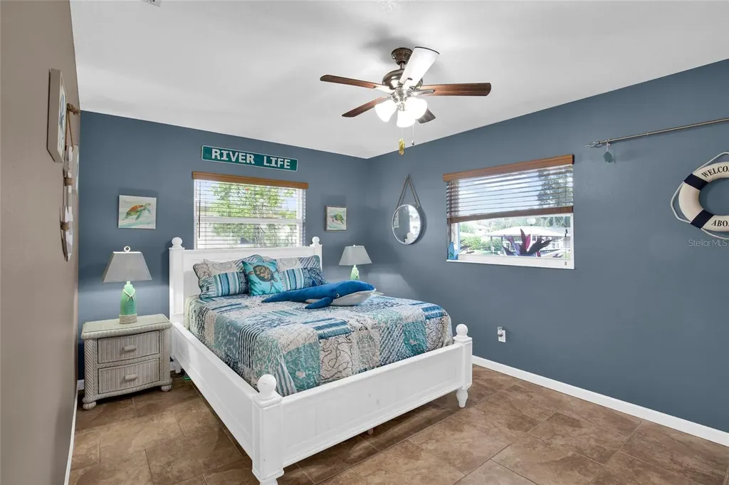4121 S Roosevelt Point Homosassa FL 34448