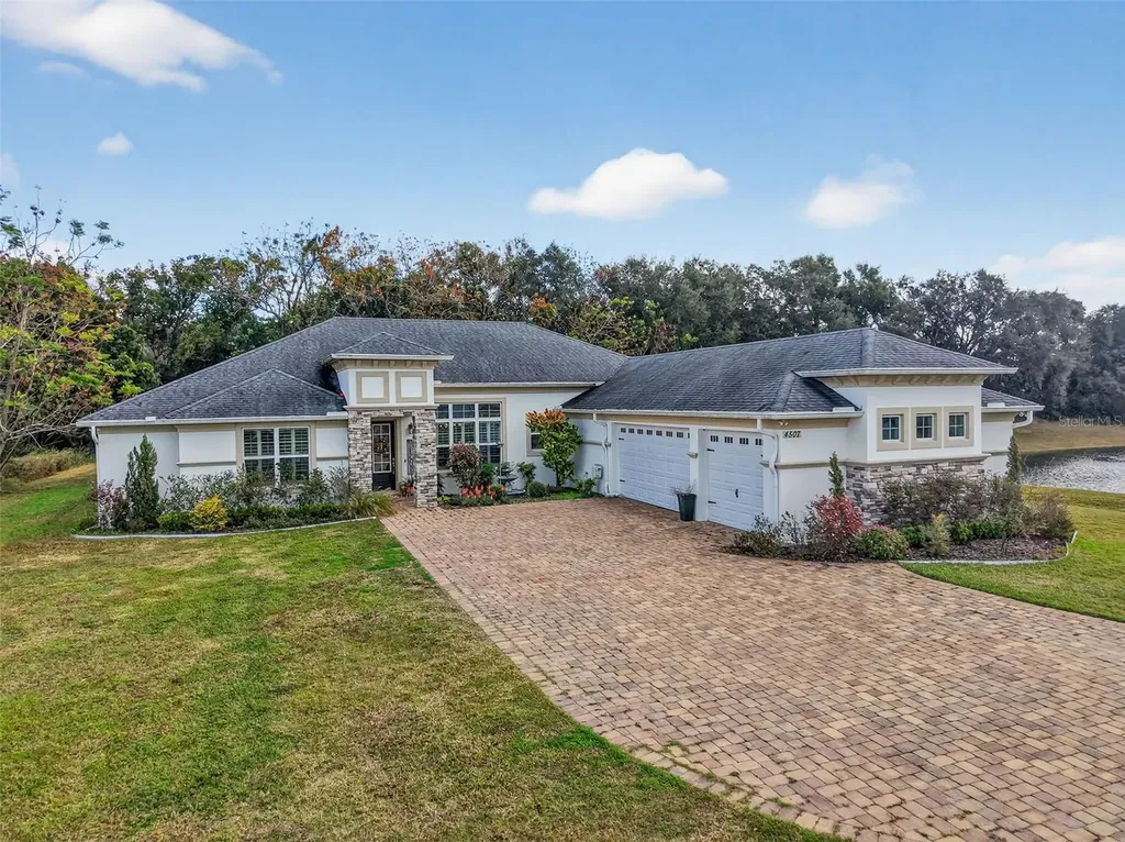 4507 Claire Rose Court Mount Dora FL 32757