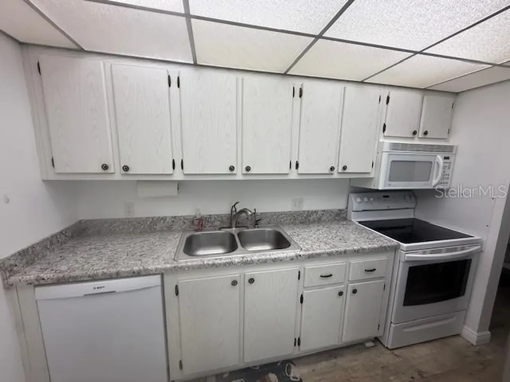 2060 Marilyn Street Clearwater FL 33765