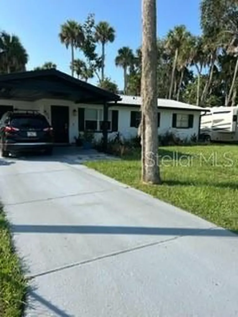 901 Roper Street New Smyrna Beach FL 32168
