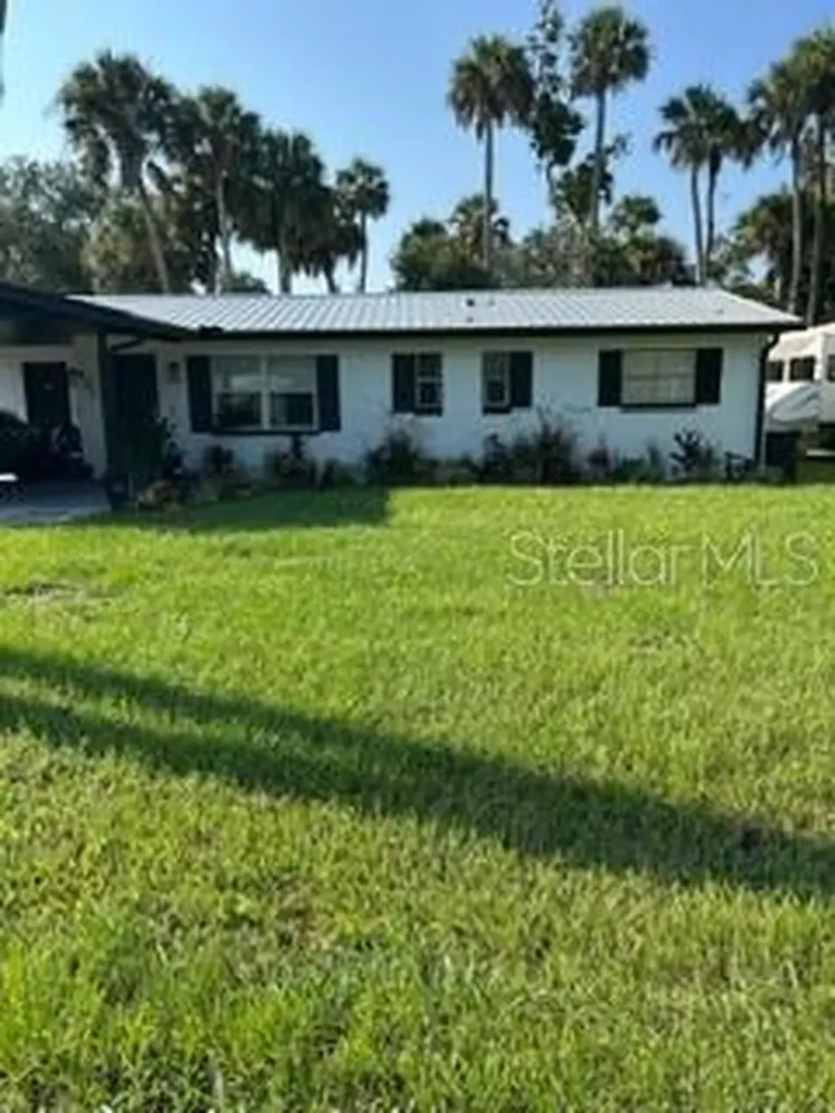 901 Roper Street New Smyrna Beach FL 32168