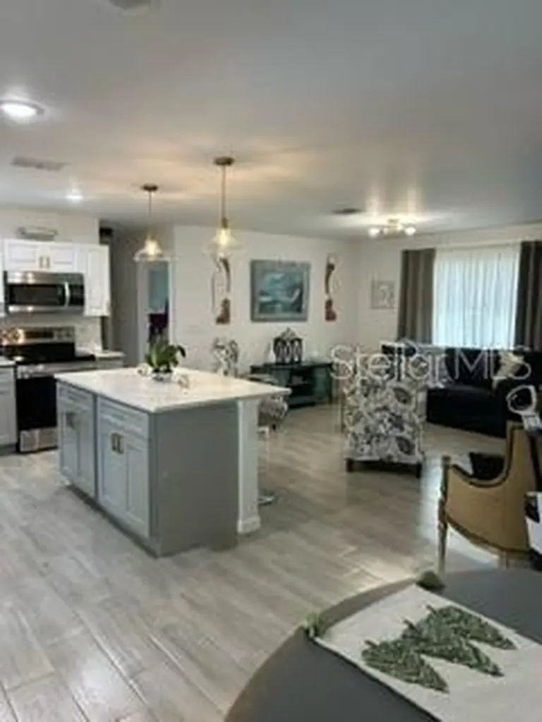 901 Roper Street New Smyrna Beach FL 32168